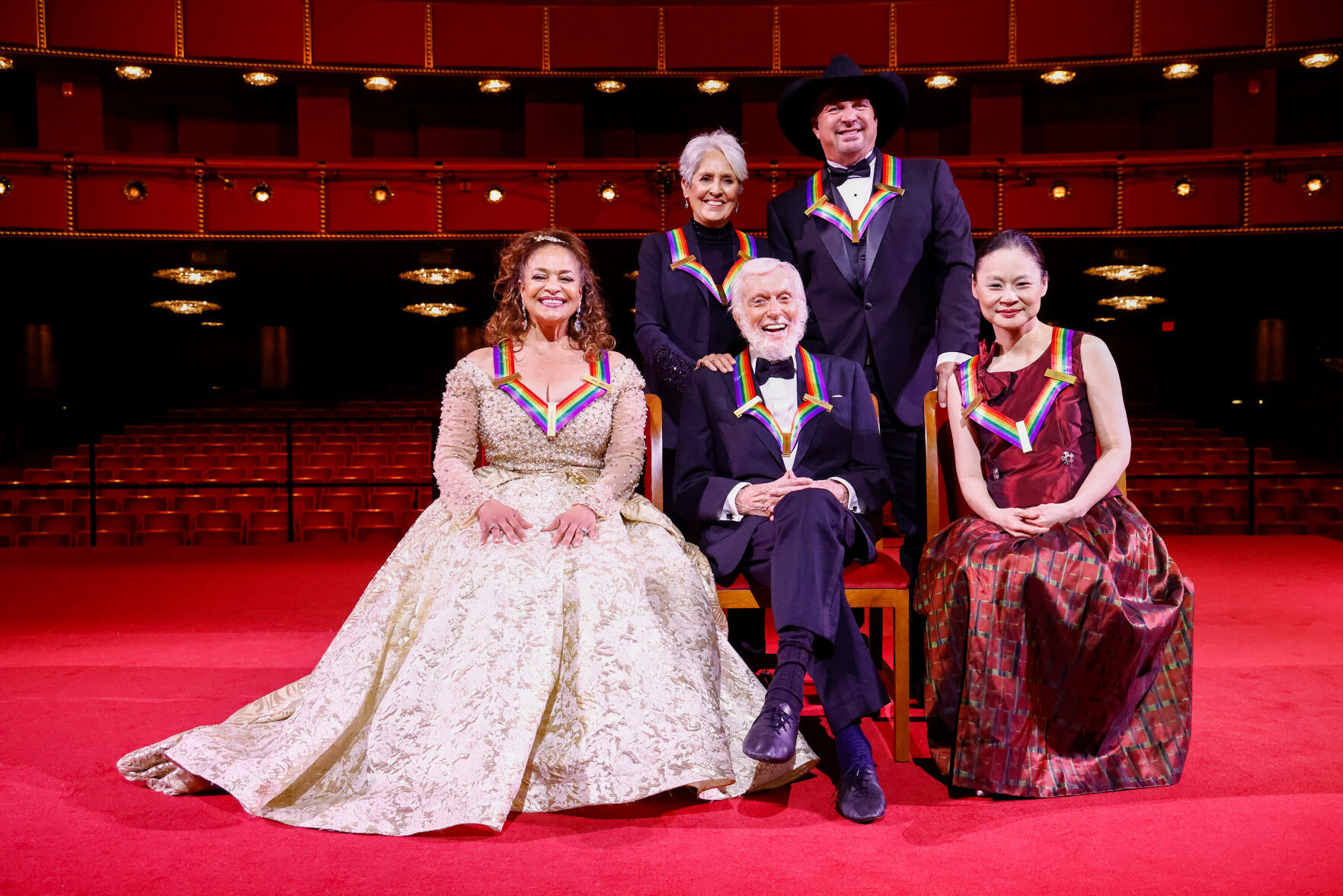 Kennedy Center Honors included a touchingly emotional Garth Brooks